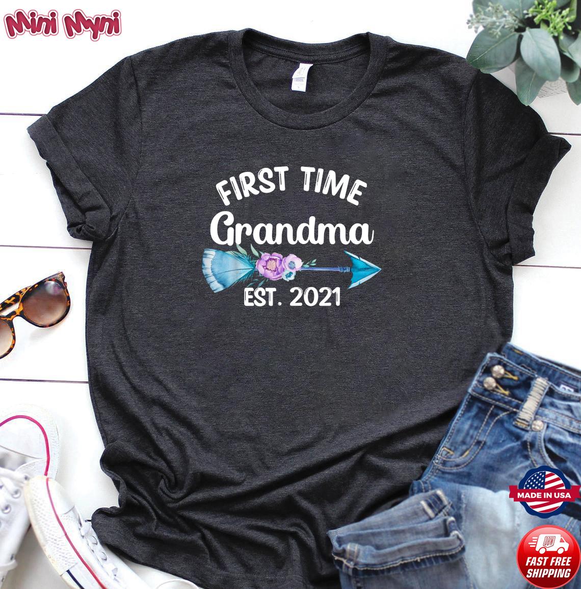 First Time Grandma Shirt, Pregnancy Announcement Shirt, First Time